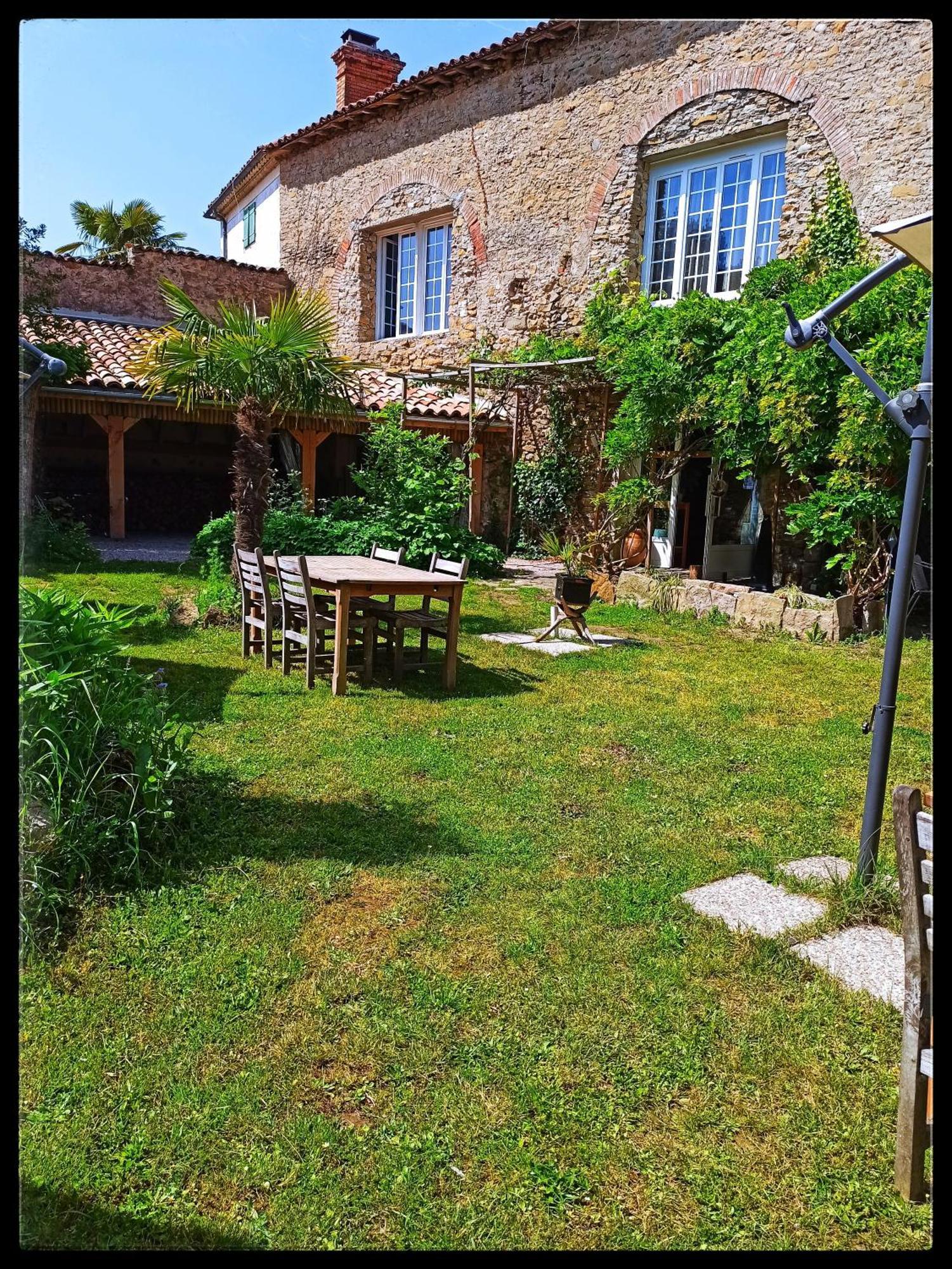 Bed and Breakfast Le Dinanga Léran Exteriér fotografie